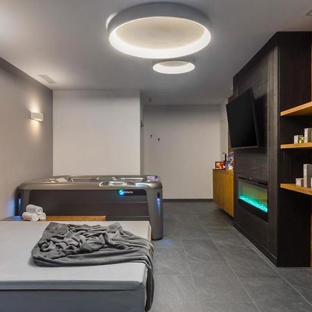 Hotel Vittoria - Ricarica L'Anima Dimaro Eksteriør billede