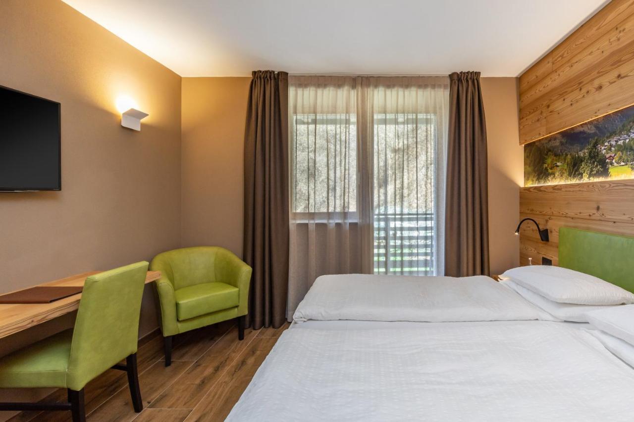 Hotel Vittoria - Ricarica L'Anima Dimaro Eksteriør billede
