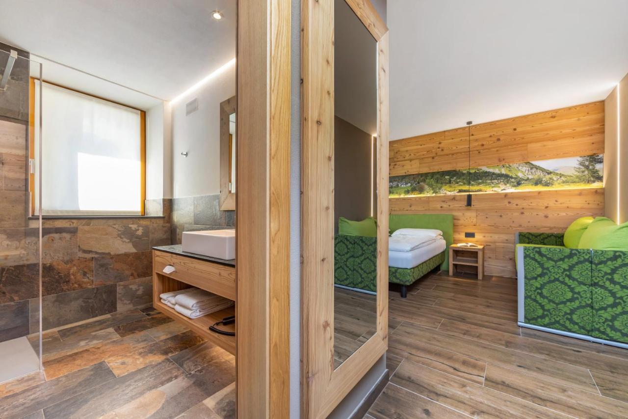 Hotel Vittoria - Ricarica L'Anima Dimaro Eksteriør billede