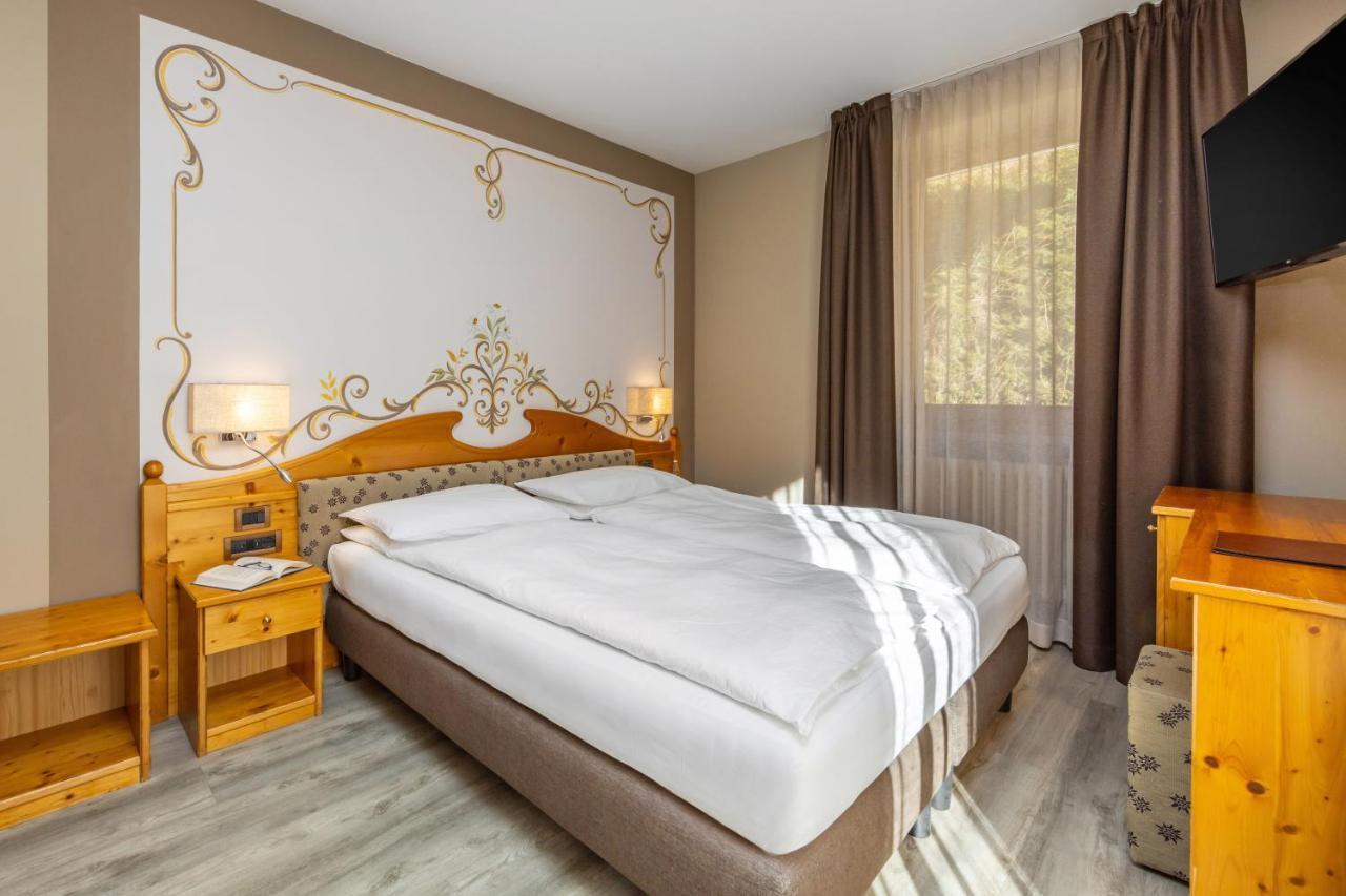 Hotel Vittoria - Ricarica L'Anima Dimaro Eksteriør billede