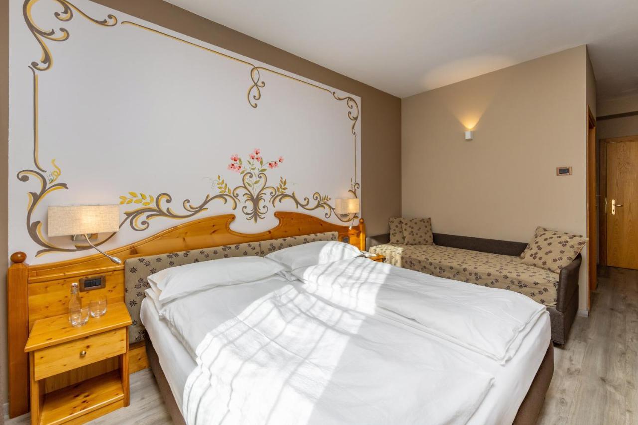Hotel Vittoria - Ricarica L'Anima Dimaro Eksteriør billede