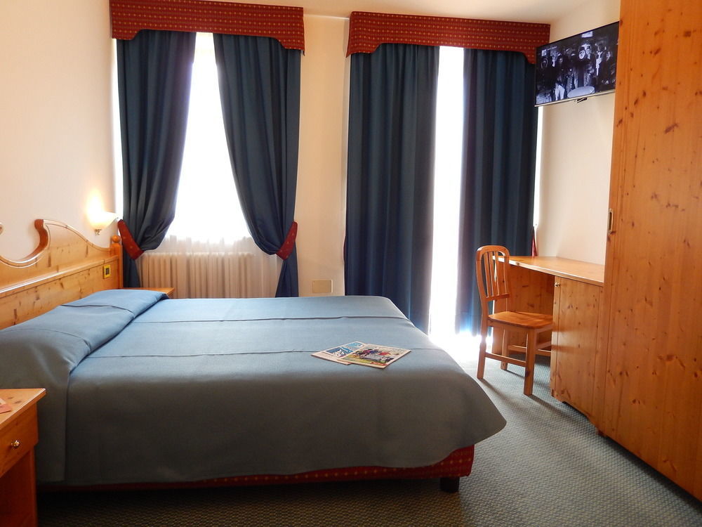 Hotel Vittoria - Ricarica L'Anima Dimaro Eksteriør billede