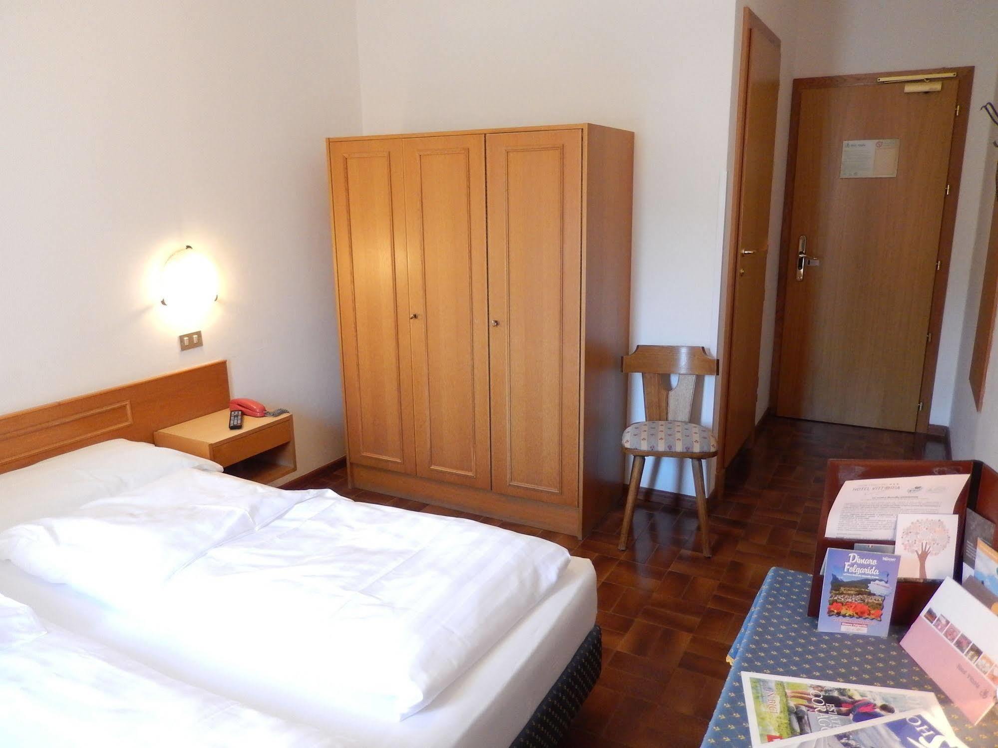 Hotel Vittoria - Ricarica L'Anima Dimaro Eksteriør billede